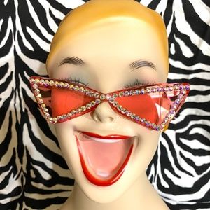 Killer cool Peachy New Wave AB rhinestone sunnies